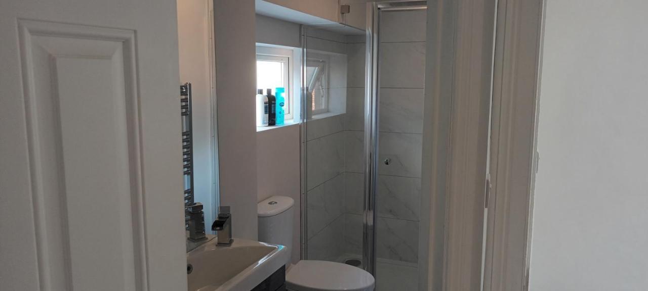 Eglinton Road - Super King - Ensuite Bray Ngoại thất bức ảnh